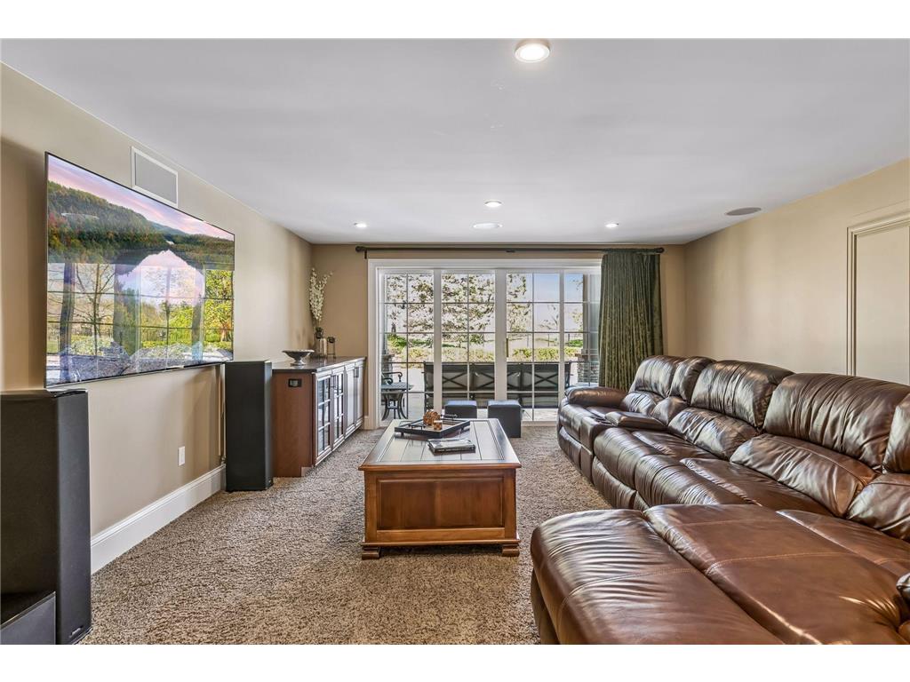 9251 Wedgewood Point Woodbury MN 55125 7068574 image53