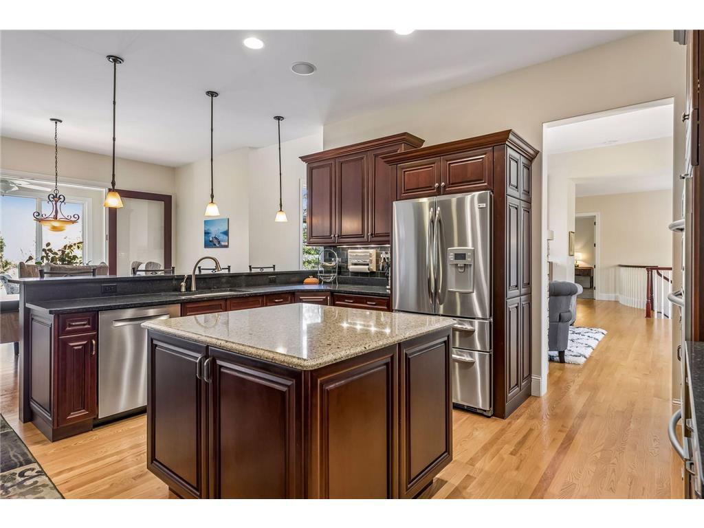 9251 Wedgewood Point Woodbury MN 55125 7068574 image6