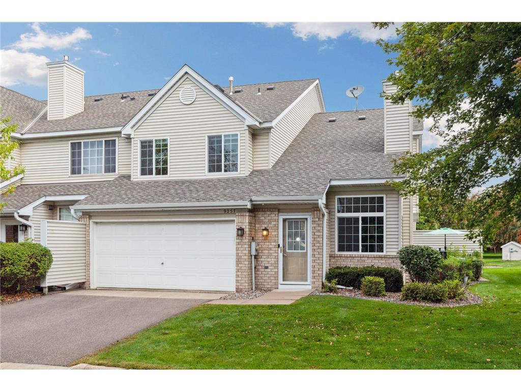 9257 Troon Court, Woodbury, MN 55125 MLS 6266417 Edina Realty