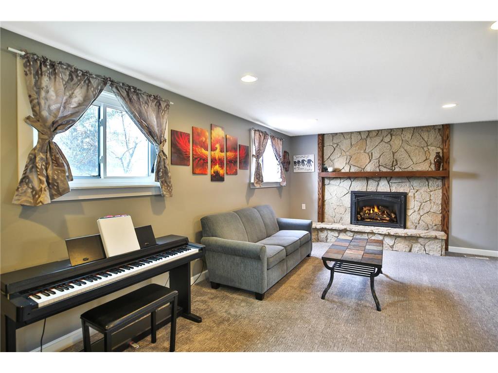 926 Byron Avenue N Byron MN 55920 7028673 image15