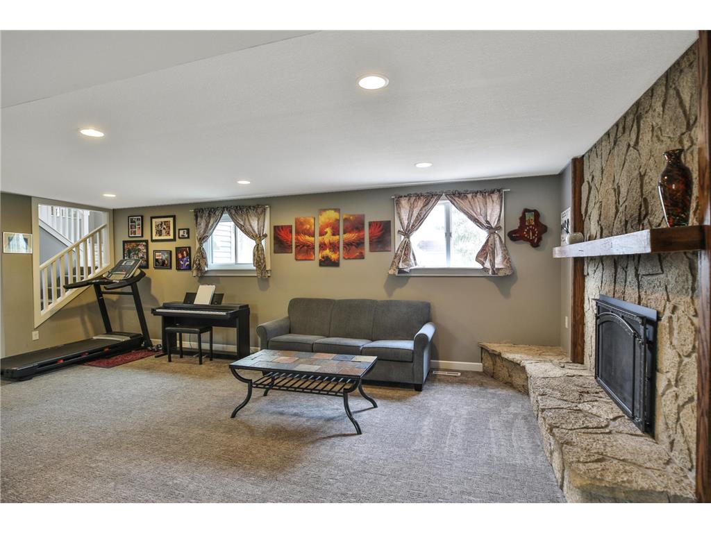 926 Byron Avenue N Byron MN 55920 7028673 image16