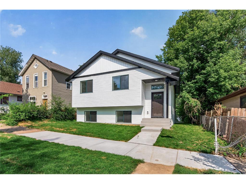 926 Galtier Street Saint Paul MN 55117 7106139 image1