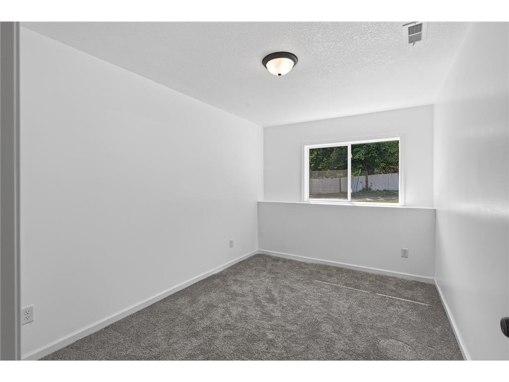 926 Galtier Street Saint Paul MN 55117 7106139 image23