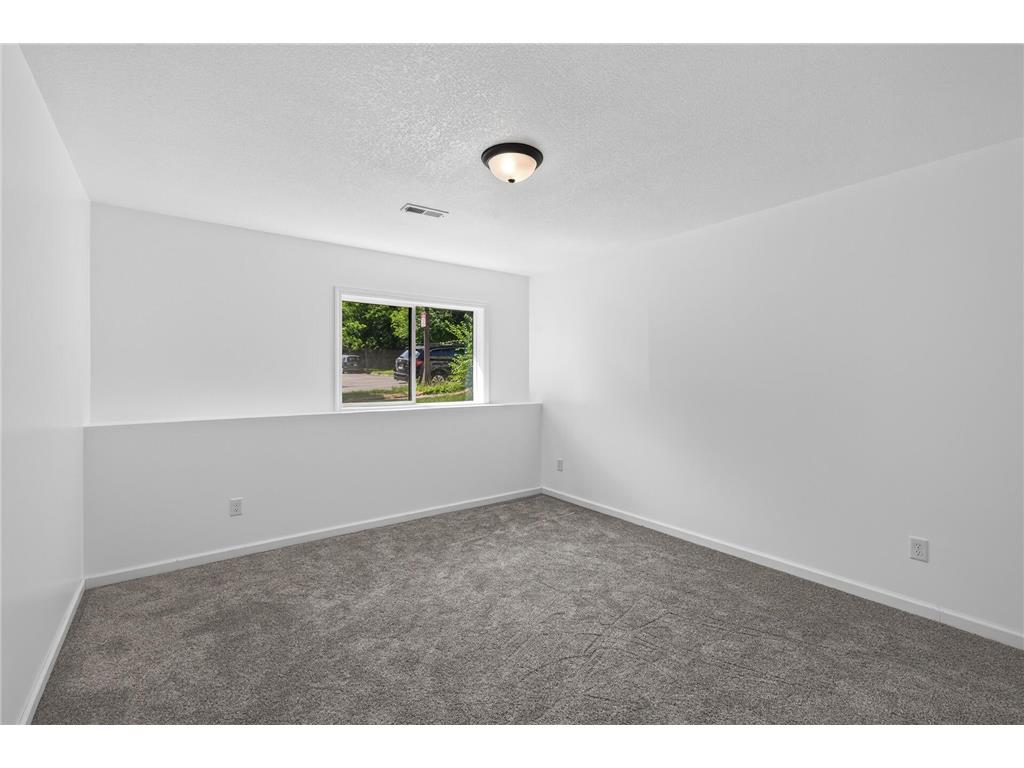 926 Galtier Street Saint Paul MN 55117 7106139 image24