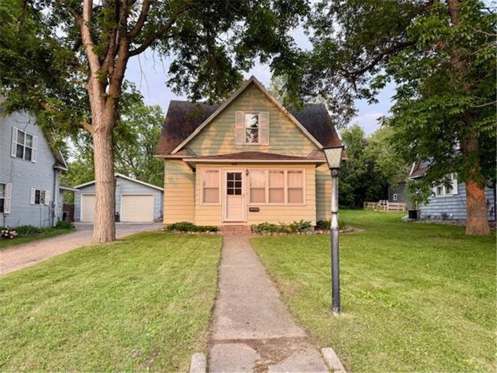 926 N Park Street Fergus Falls MN 56537 6735771 image1