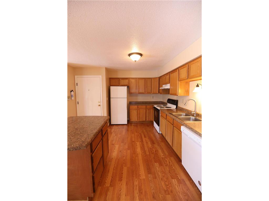 926 Wescott Trail #201 Eagan MN 55123 7102986 image2