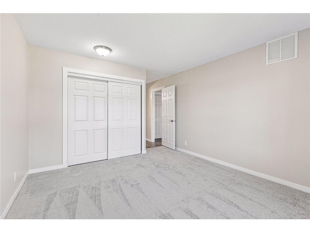 926 Westbrooke Way #8 Hopkins MN 55343 7057976 image18