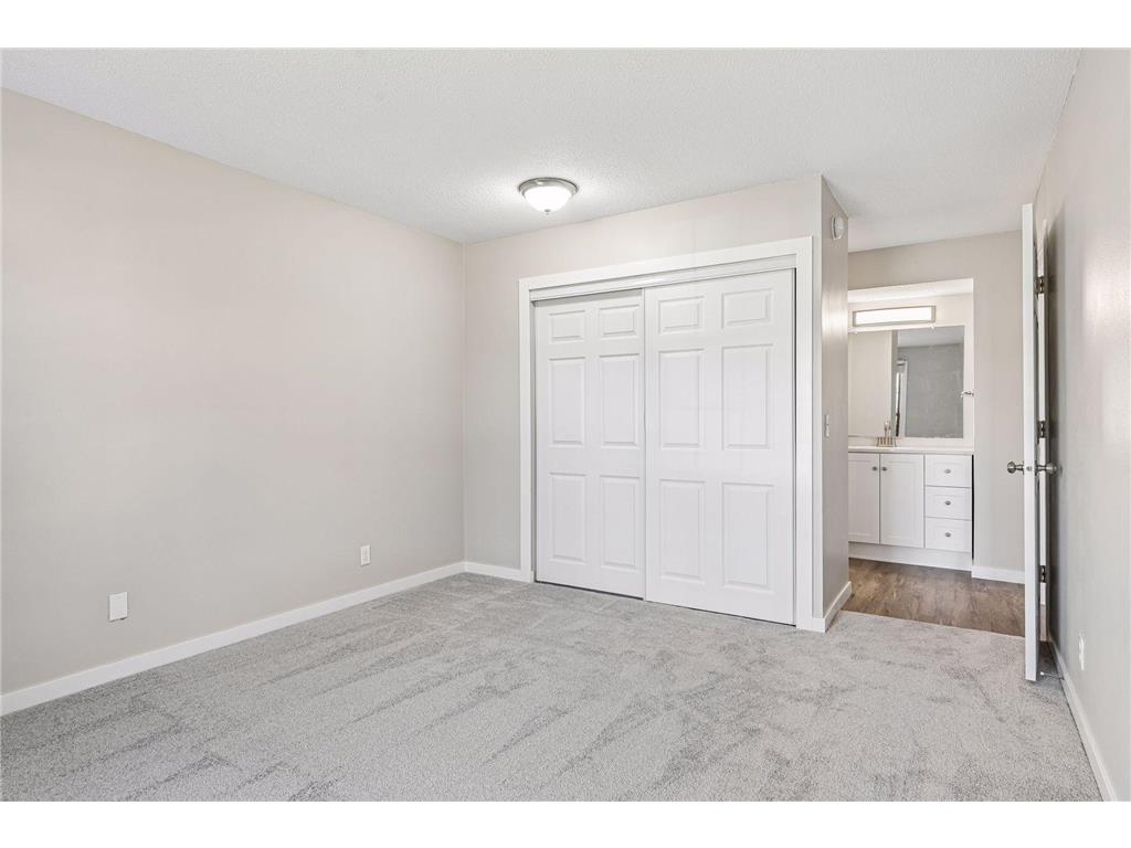 926 Westbrooke Way #8 Hopkins MN 55343 7057976 image19