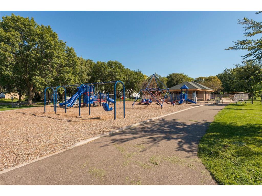 926 Westbrooke Way #8 Hopkins MN 55343 7057976 image27