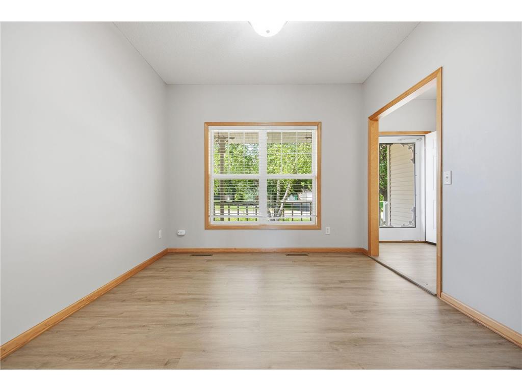 9260 Icosa Street Lakeville MN 55044 7094402 image12