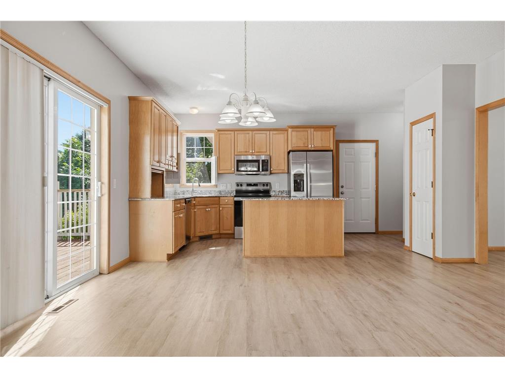 9260 Icosa Street Lakeville MN 55044 7094402 image20