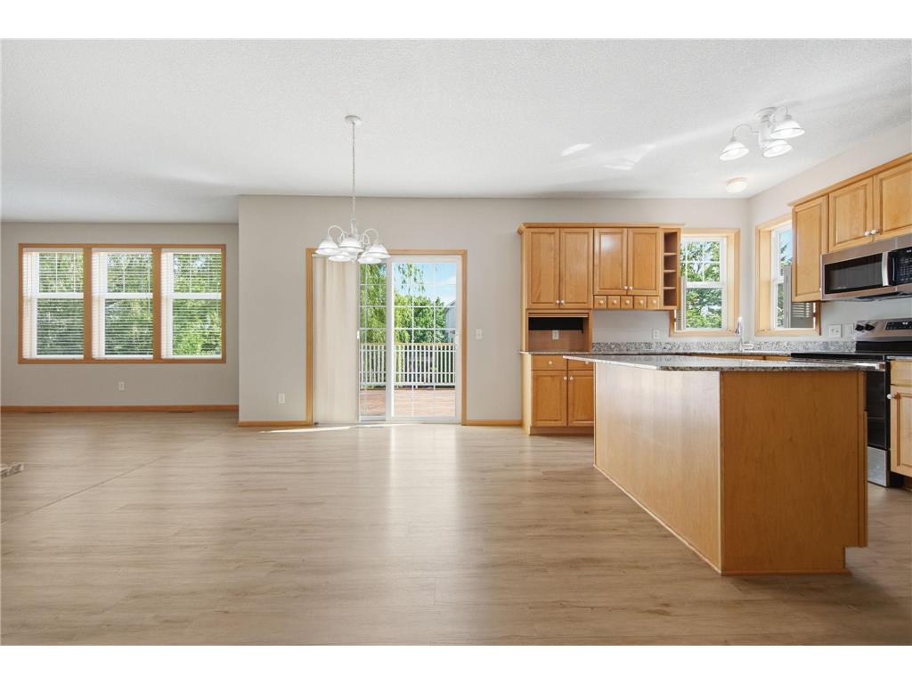 9260 Icosa Street Lakeville MN 55044 7094402 image22