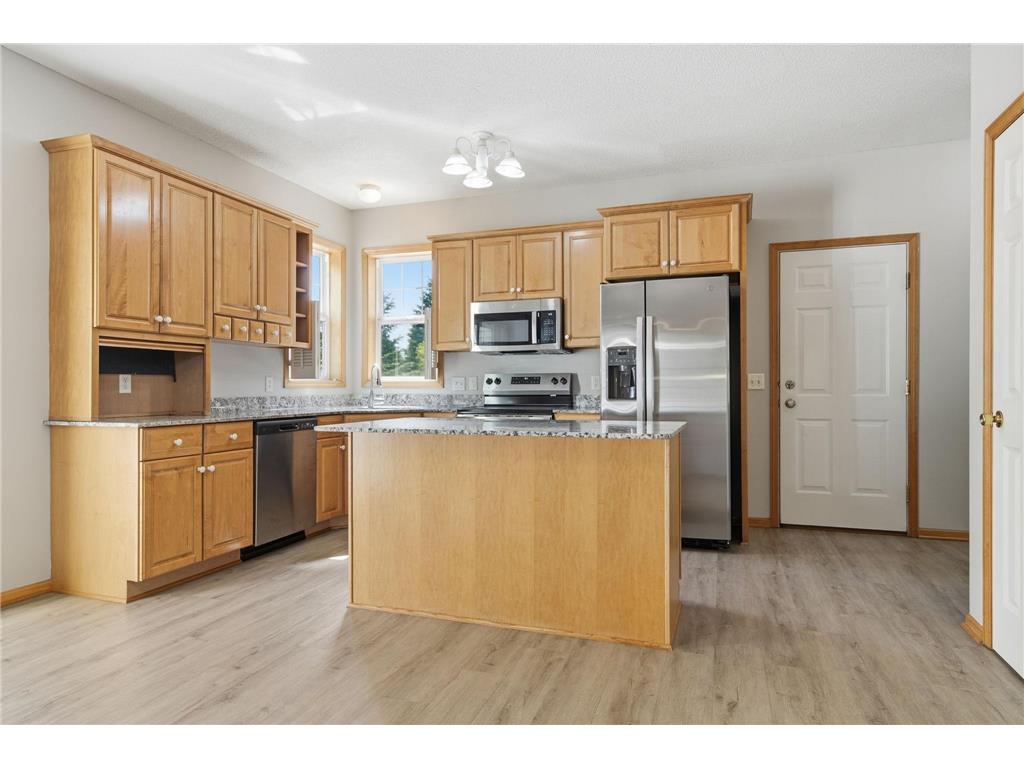 9260 Icosa Street Lakeville MN 55044 7094402 image25