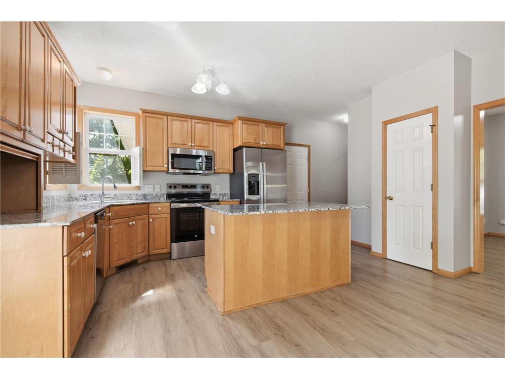9260 Icosa Street Lakeville MN 55044 7094402 image26