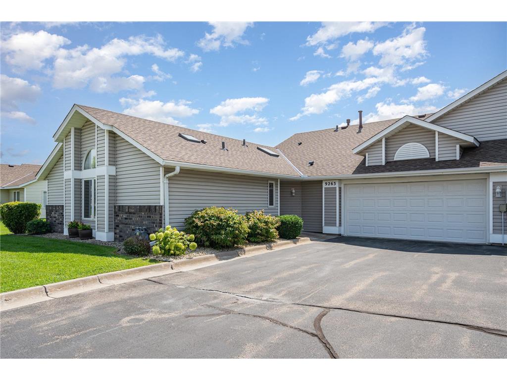 9263 Windsor Terrace Brooklyn Park MN 55443 6769042 image1