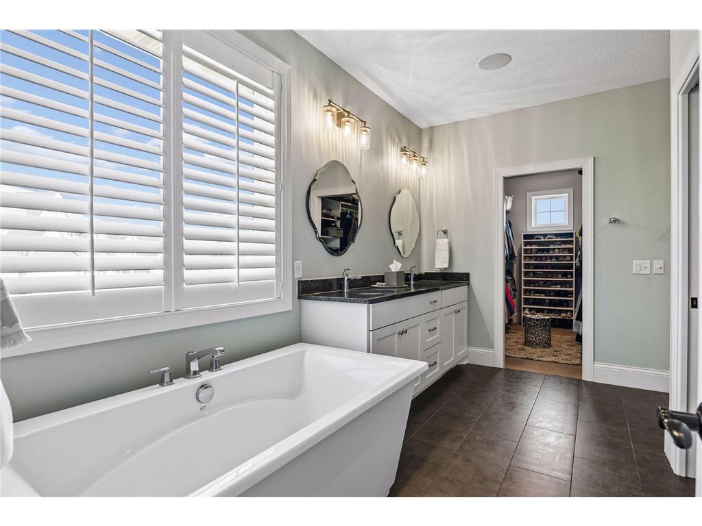 9264 Hawkcrest Court Chanhassen MN 55317 7072527 image21