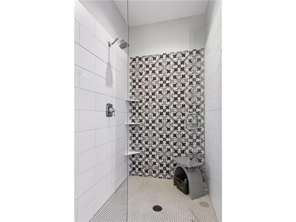 9264 Hawkcrest Court Chanhassen MN 55317 7072527 image23