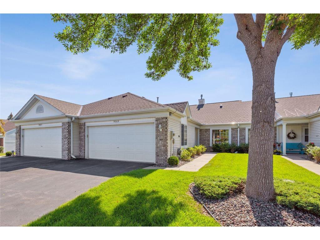 9265 Prairieview Trail N Champlin MN 55316 6402165 image1