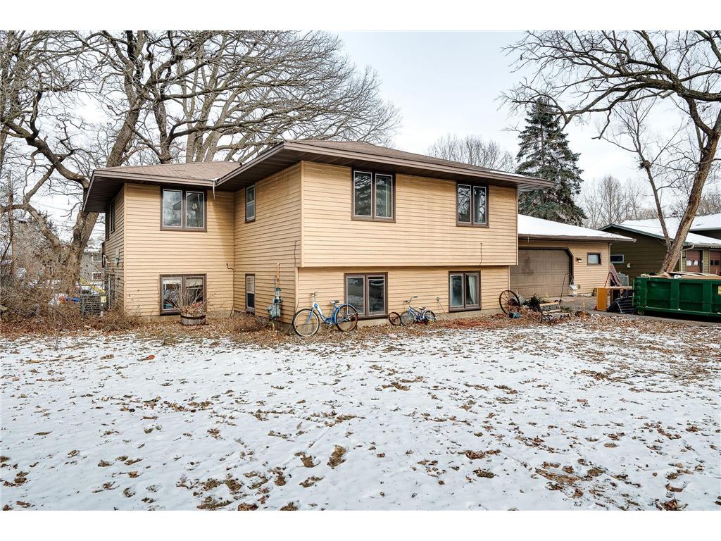 927 40th Lane Anoka MN 55303 6479182 image1