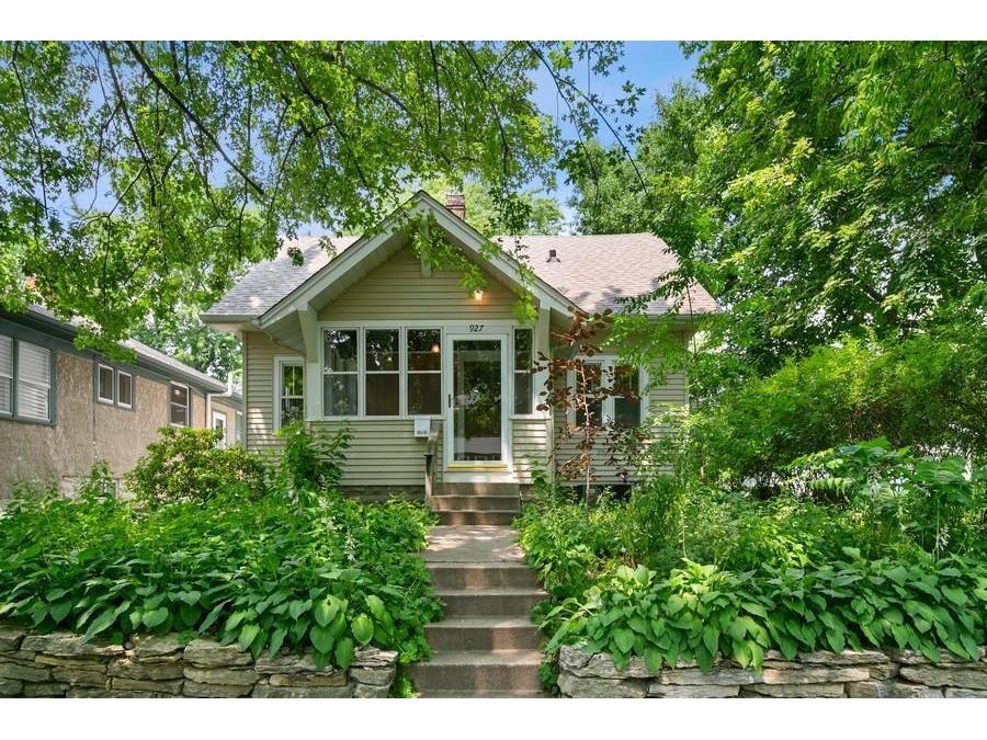 927 Dodd Road, West Saint Paul, MN 55118 MLS 6012117 Edina Realty