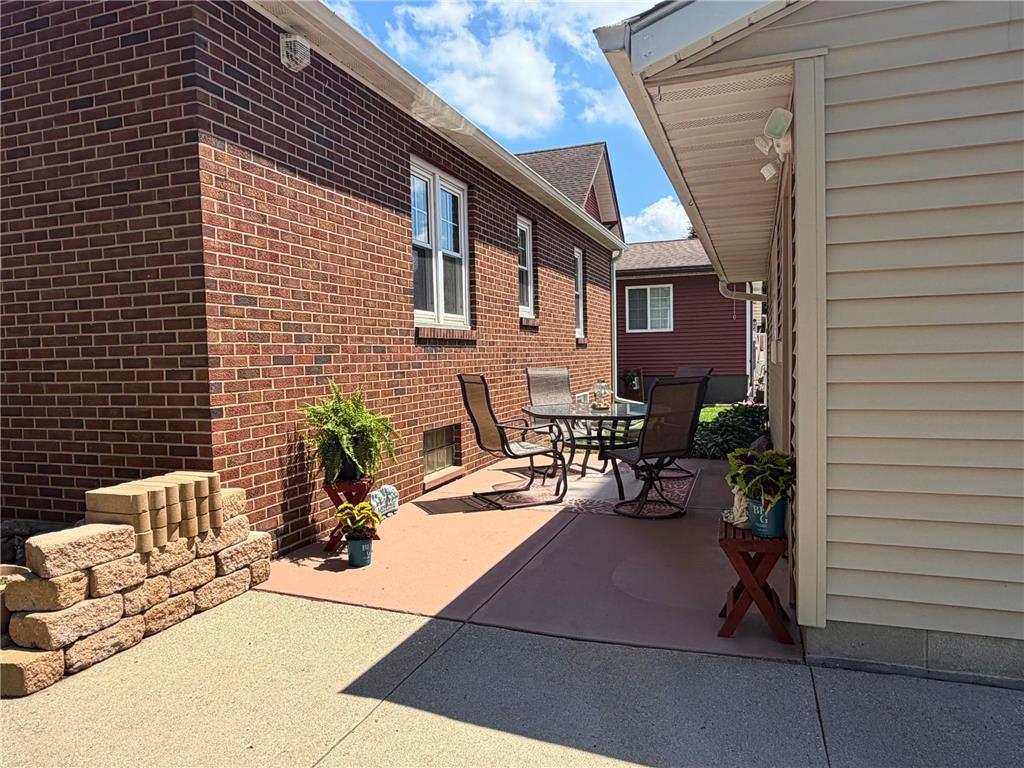 927 N State Street New Ulm MN 56073 7092247 image3