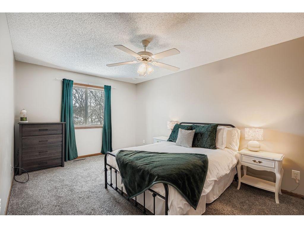 927 Pond View Court Vadnais Heights MN 55127 6824092 image13