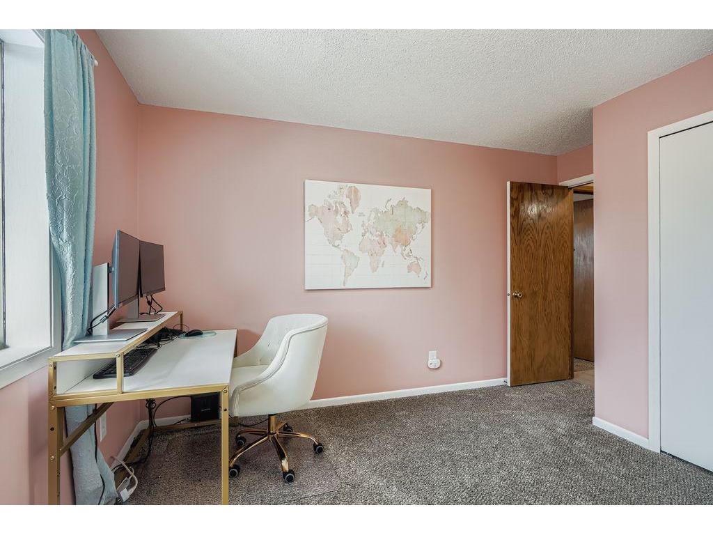 927 Pond View Court Vadnais Heights MN 55127 6824092 image5