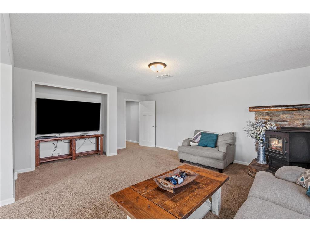 9270 261st Avenue NW Zimmerman MN 55398 7054810 image27