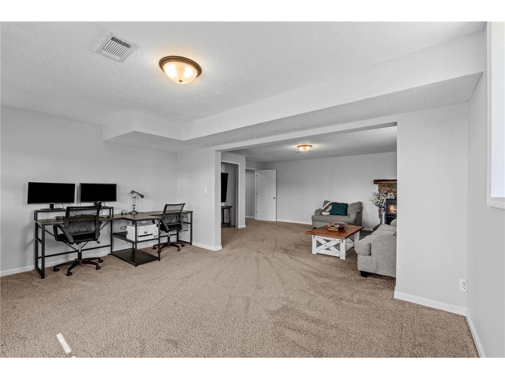 9270 261st Avenue NW Zimmerman MN 55398 7054810 image29