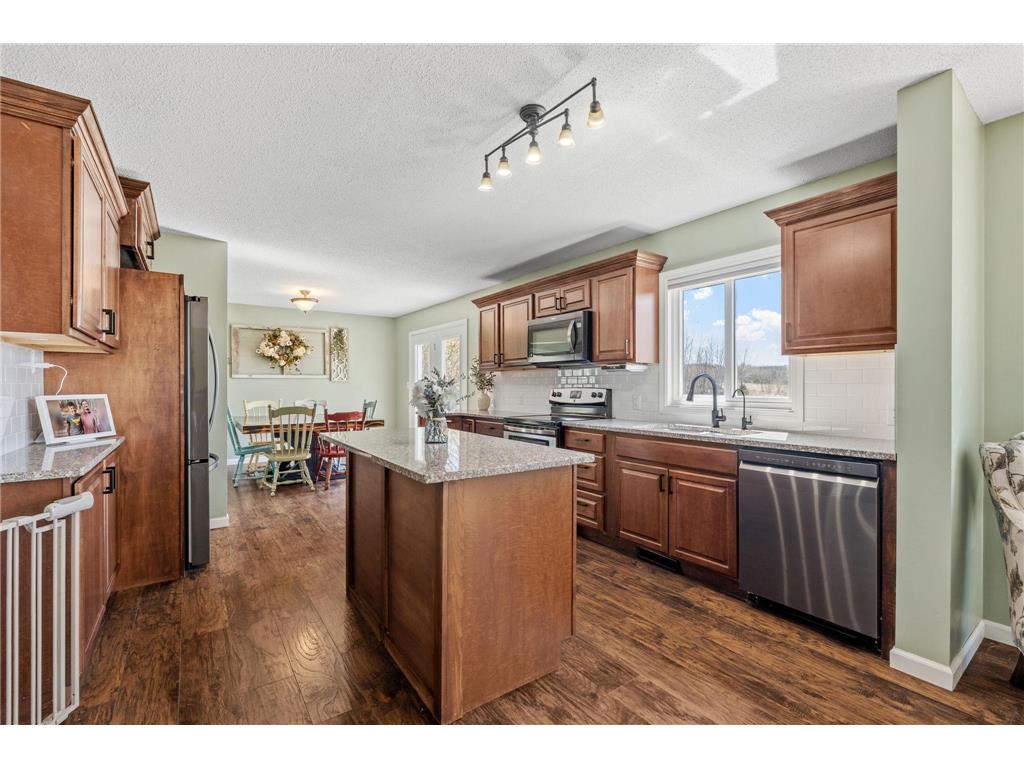 9270 261st Avenue NW Zimmerman MN 55398 7054810 image7