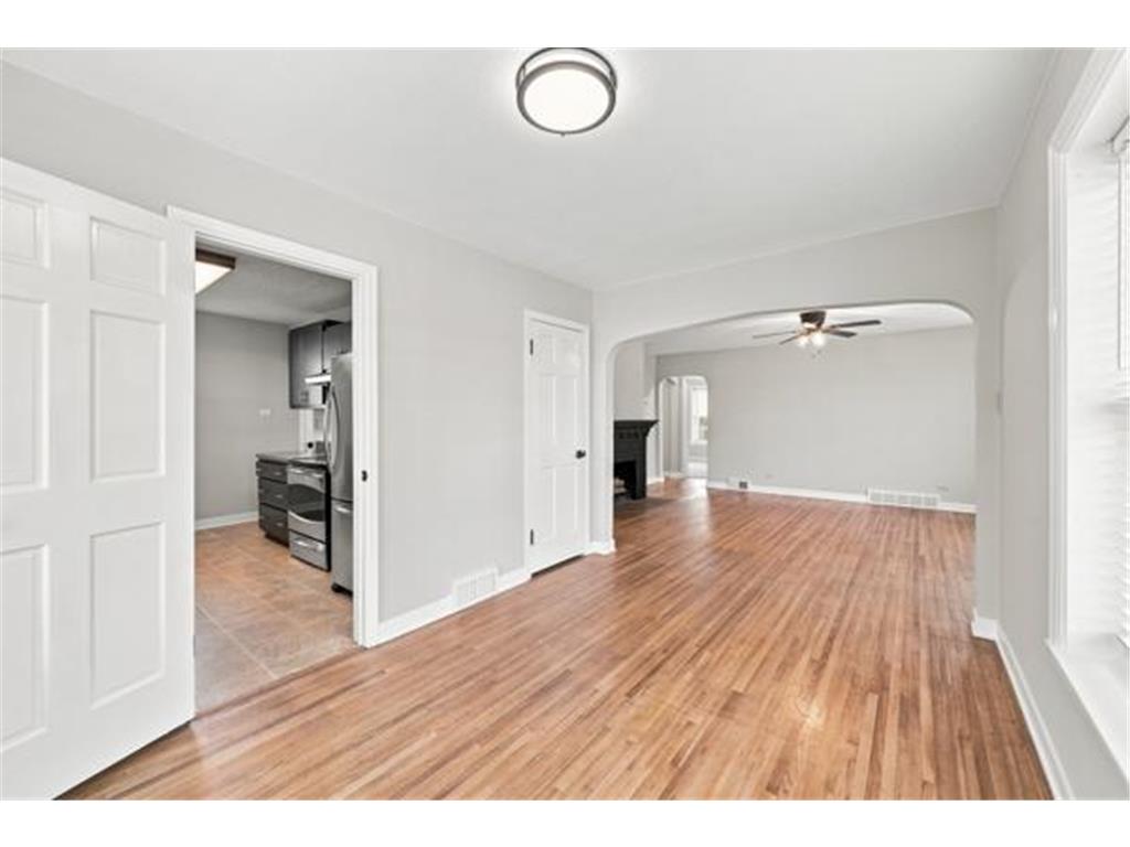 928 2nd Avenue E Shakopee MN 55379 7105100 image11