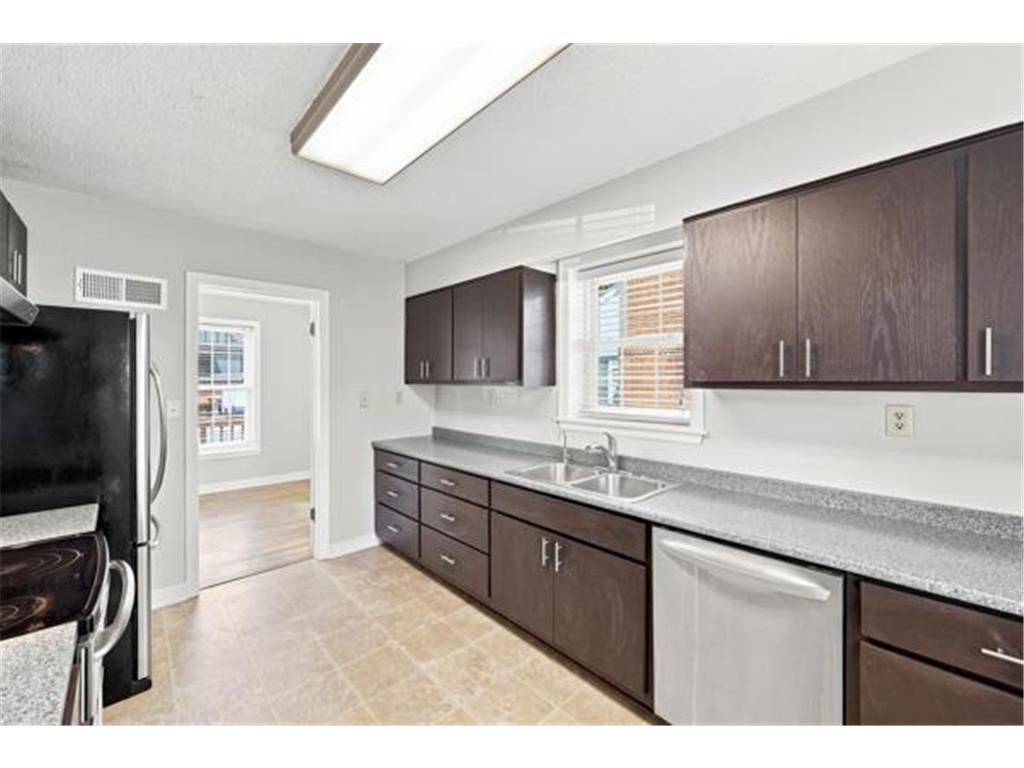 928 2nd Avenue E Shakopee MN 55379 7105100 image13