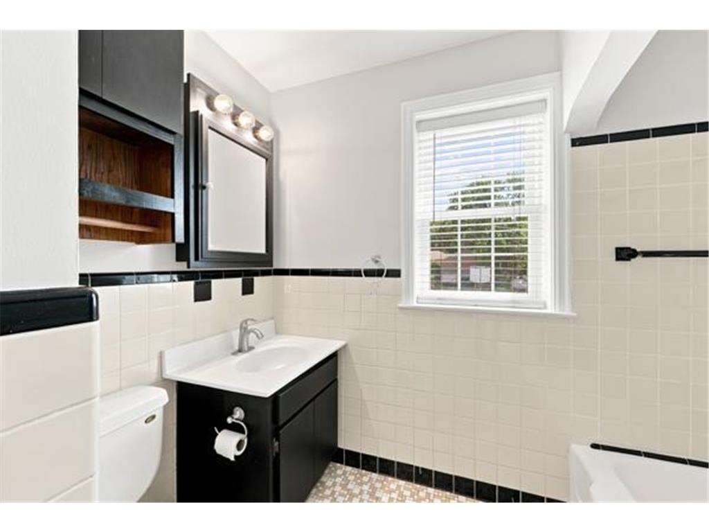 928 2nd Avenue E Shakopee MN 55379 7105100 image19