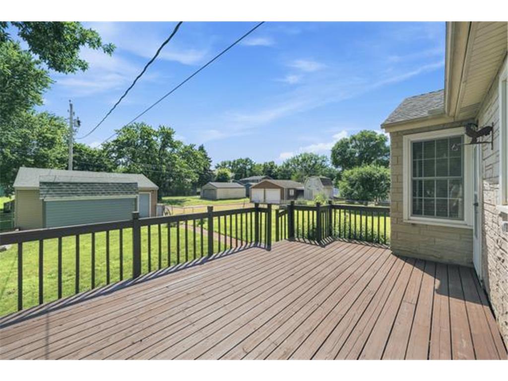 928 2nd Avenue E Shakopee MN 55379 7105100 image27