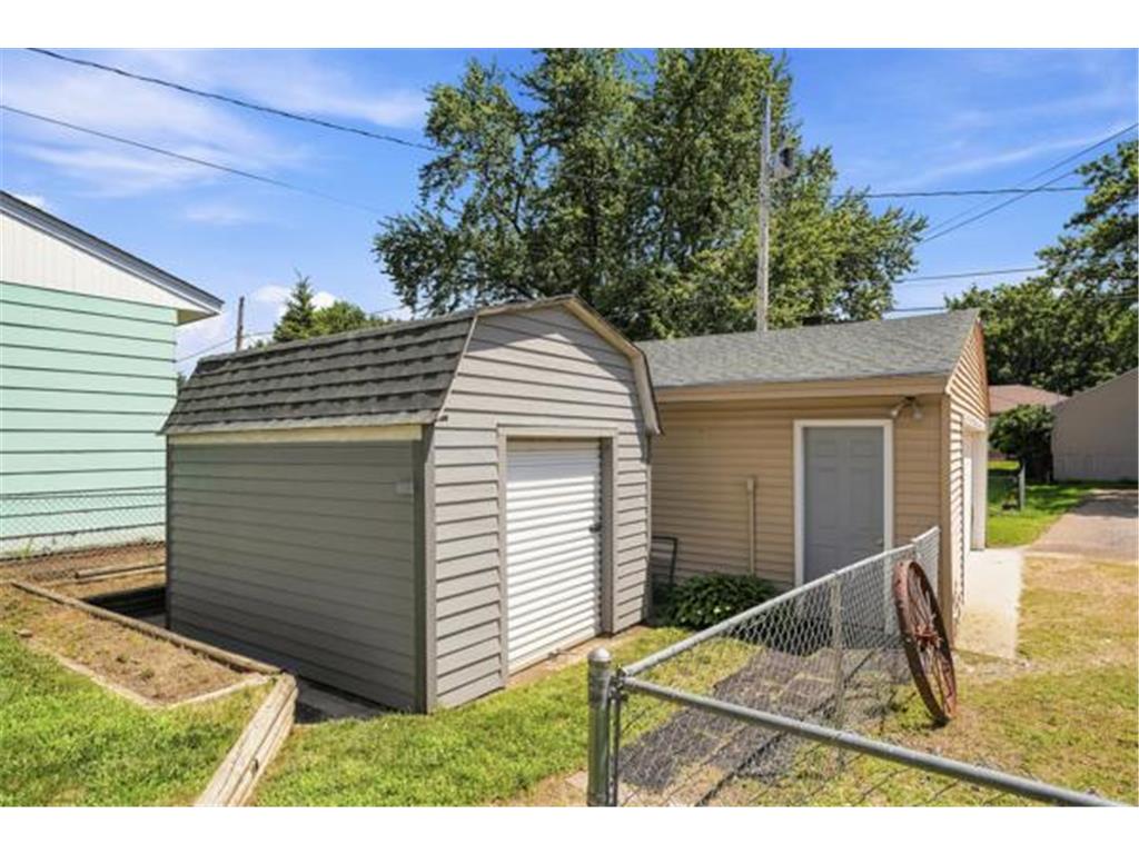 928 2nd Avenue E Shakopee MN 55379 7105100 image30