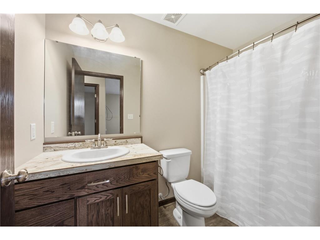 928 41st Avenue S Moorhead MN 56560 7064821 image22