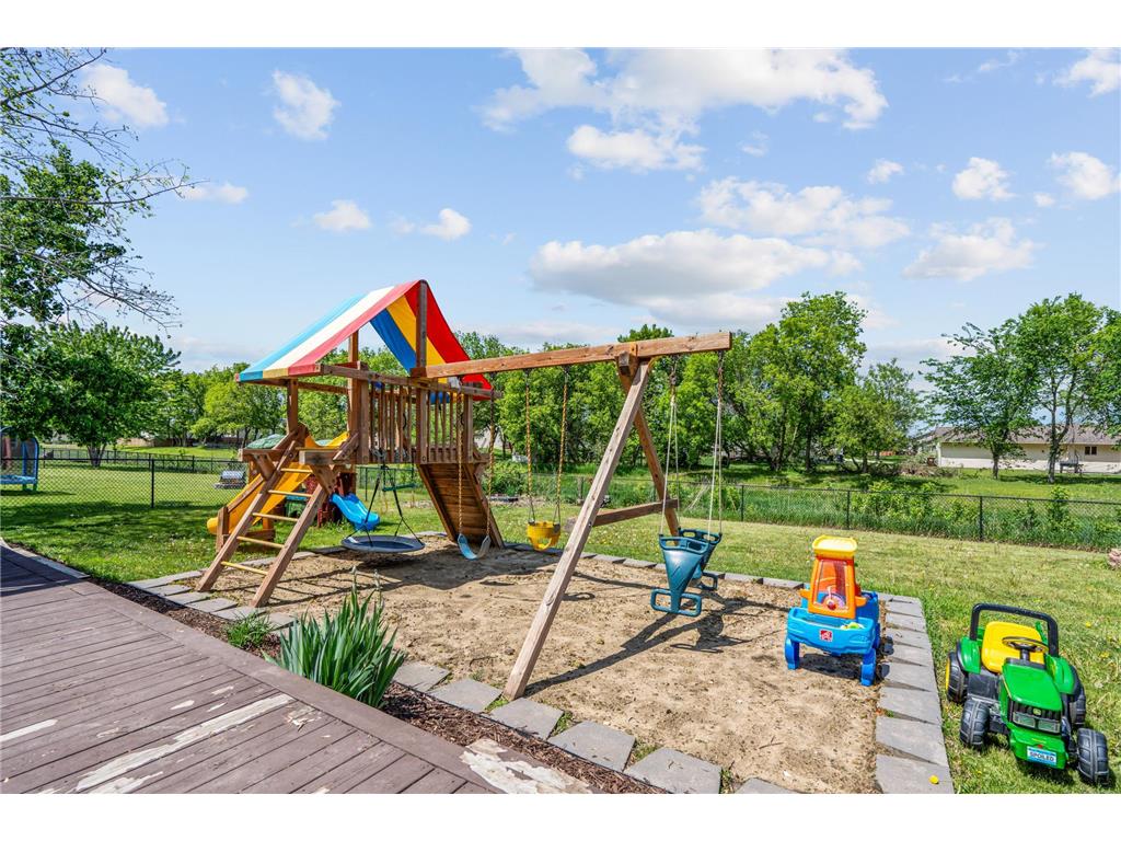 928 E Orchard Street Belle Plaine MN 56011 7076653 image31