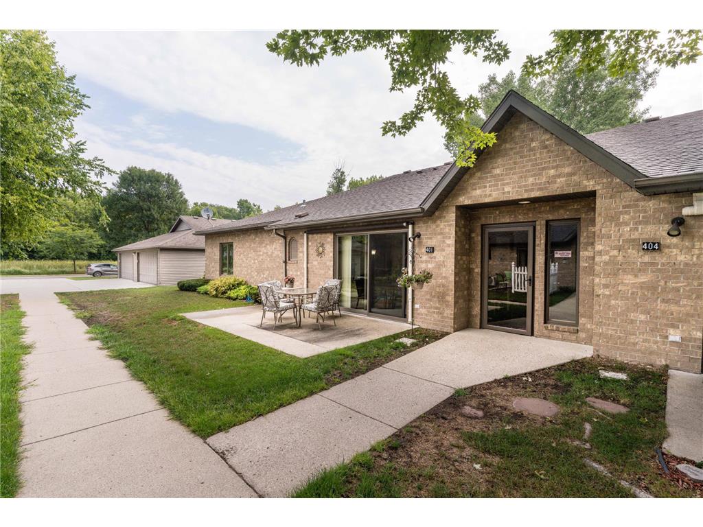 928 E Summit Avenue #401 Fergus Falls MN 56537 6415441 image1