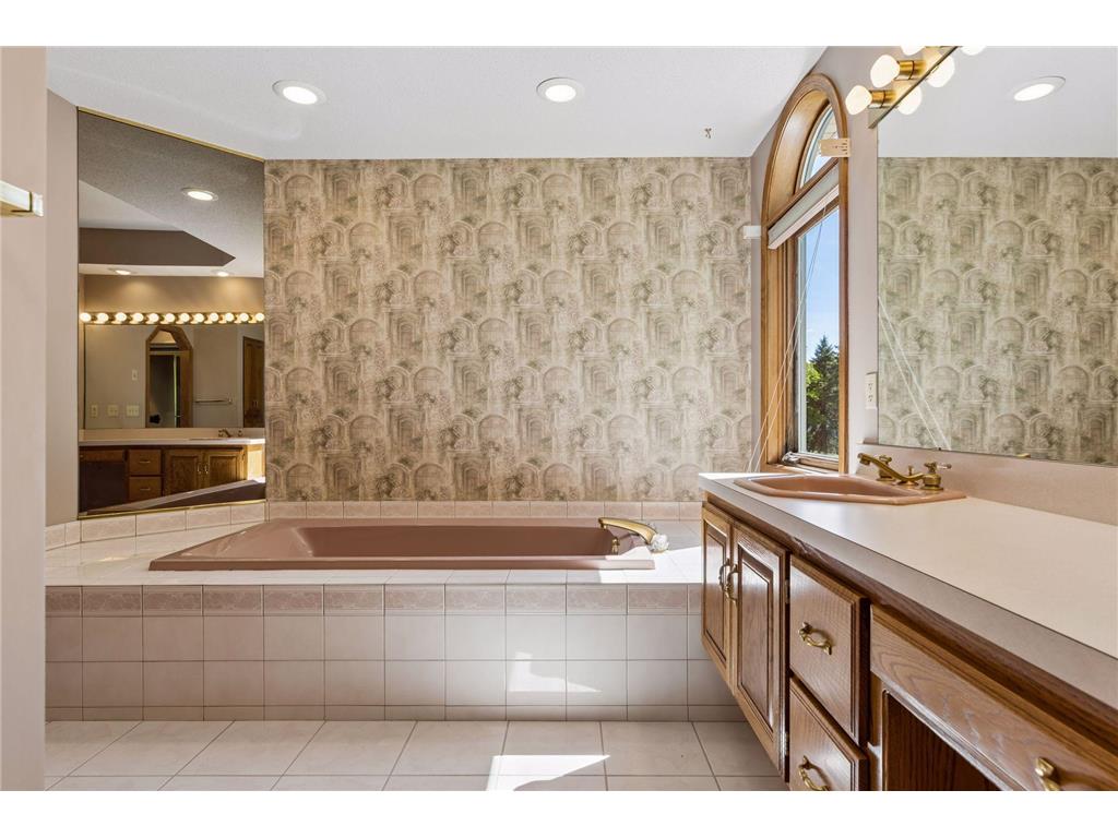 9280 53rd Street N Lake Elmo MN 55042 7071230 image17
