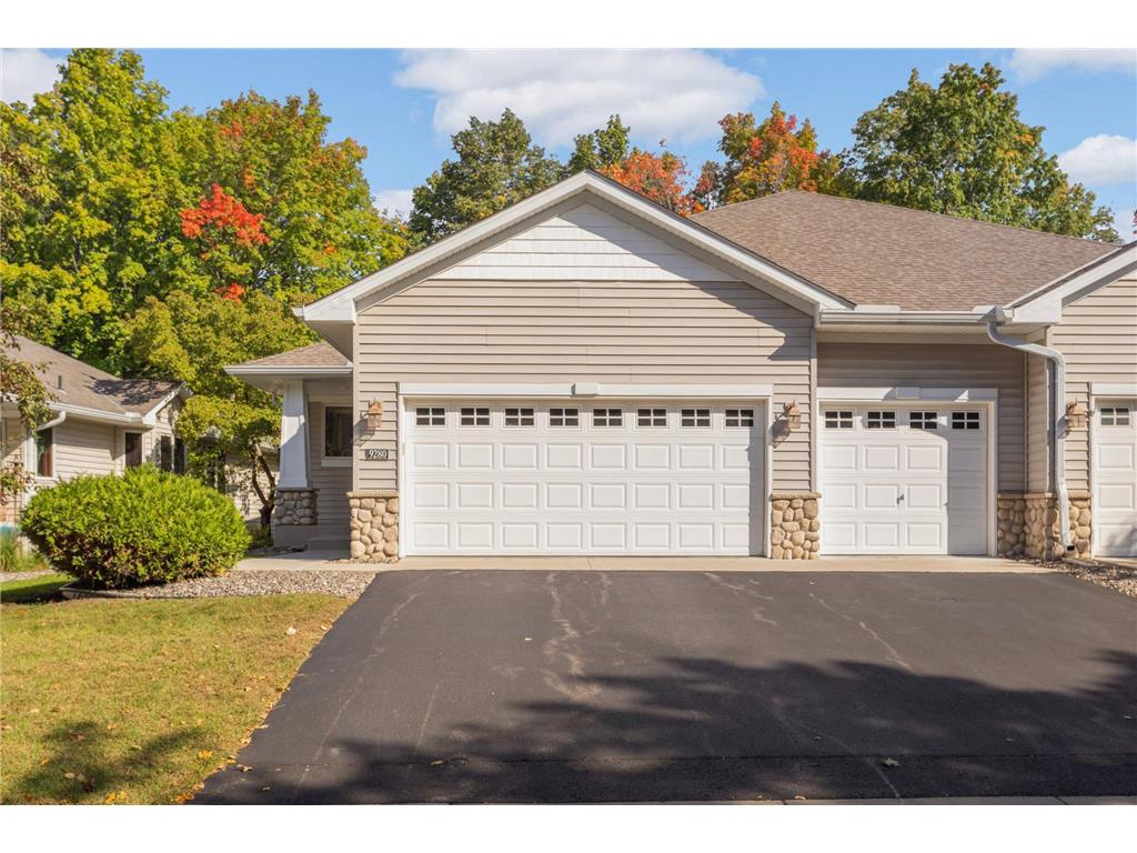 9280 Blackoaks Court N Maple Grove MN 55311 6776318 image1