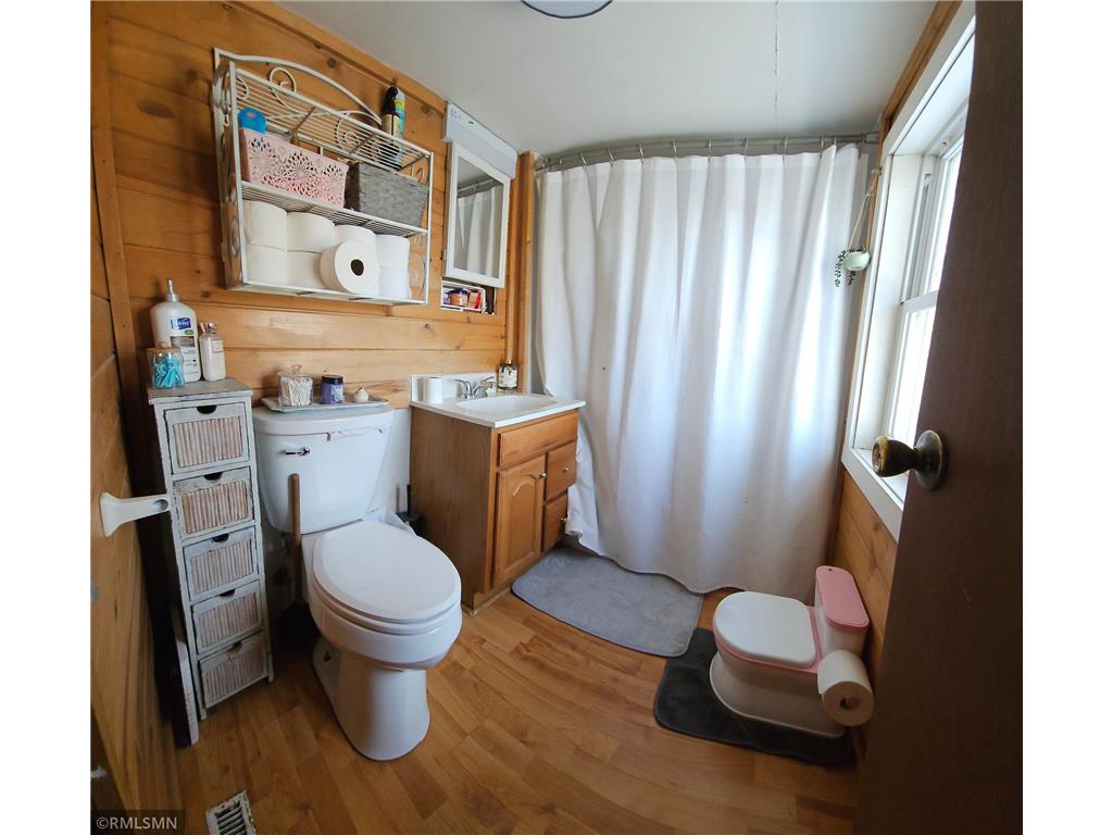 9284 95th Avenue Bogus Brook Twp MN 56353 7034573 image15