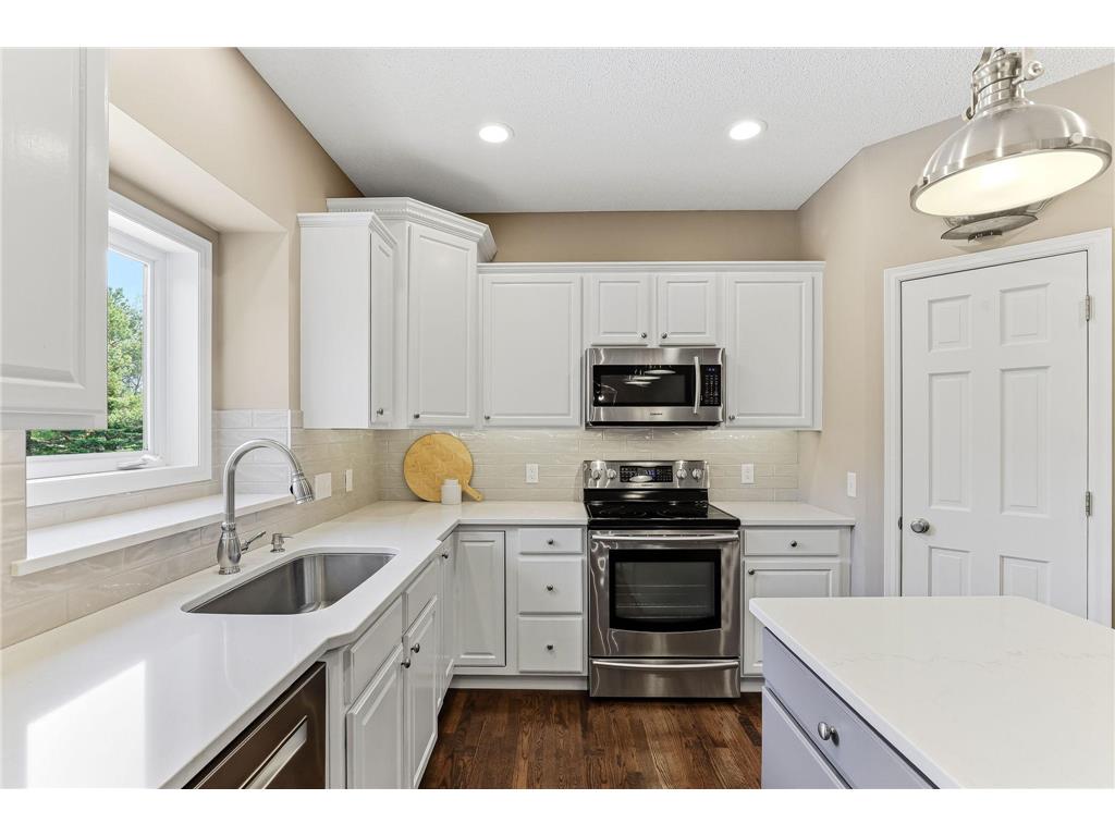 9289 Icosa Street Lakeville MN 55044 7045723 image22