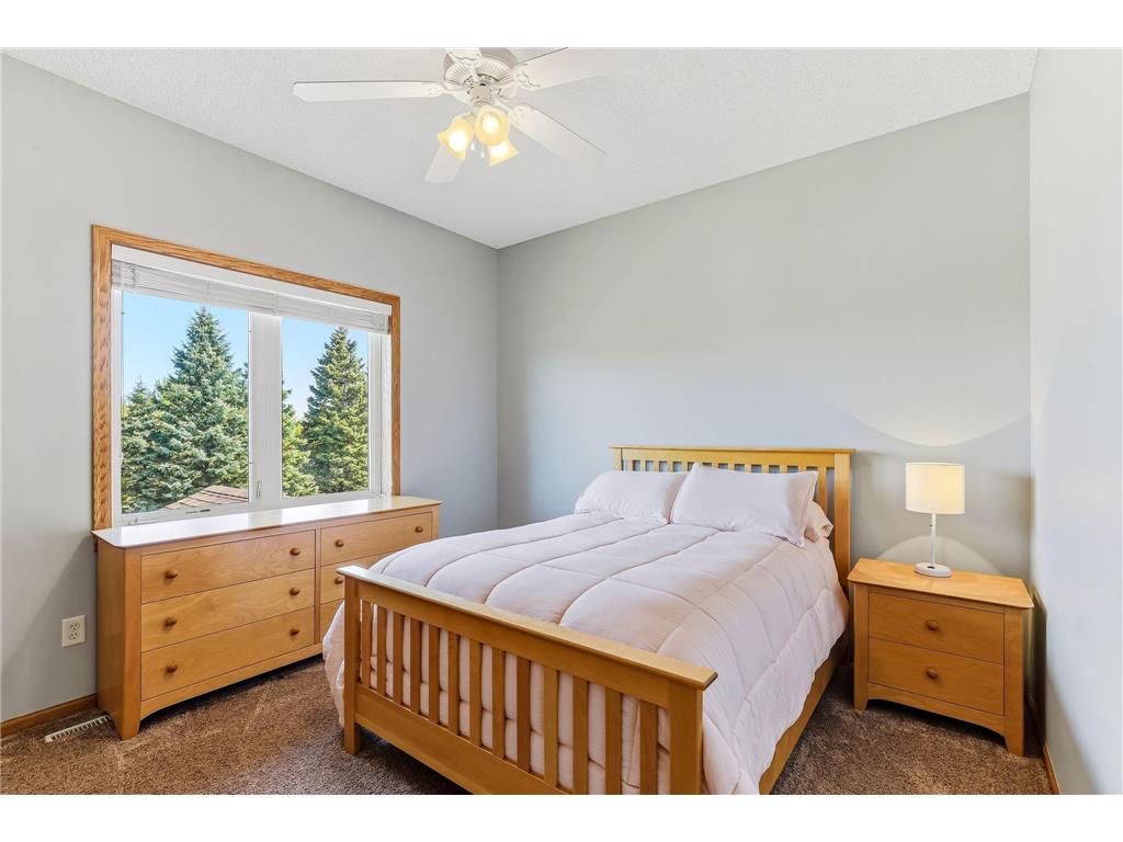 9289 Icosa Street Lakeville MN 55044 7045723 image43