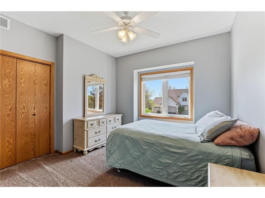 9289 Icosa Street Lakeville MN 55044 7045723 image45