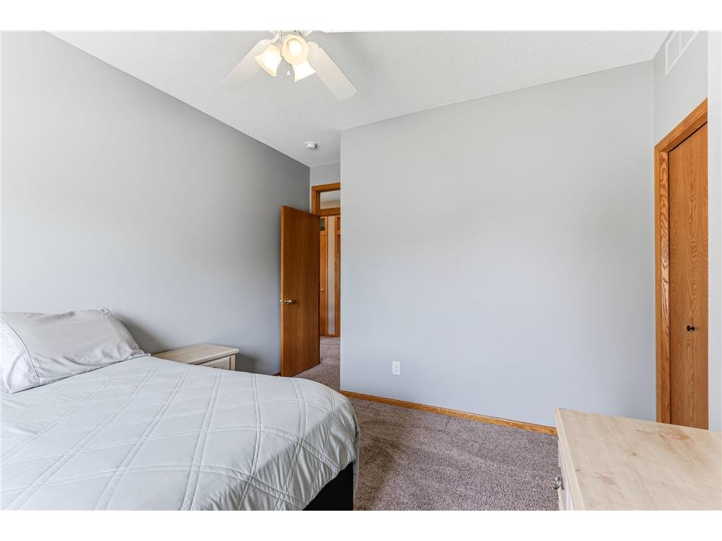9289 Icosa Street Lakeville MN 55044 7045723 image46