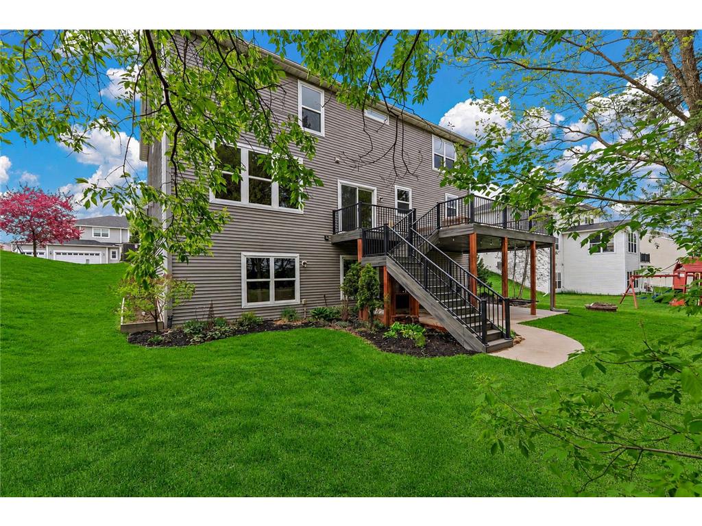 9289 Summerlin Court Woodbury MN 55129 7068491 image2