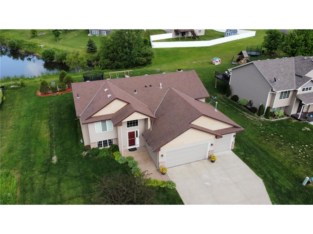 929 Farmers Ridge Trail, Belle Plaine, MN, 56011 MLS 6217376 Edina