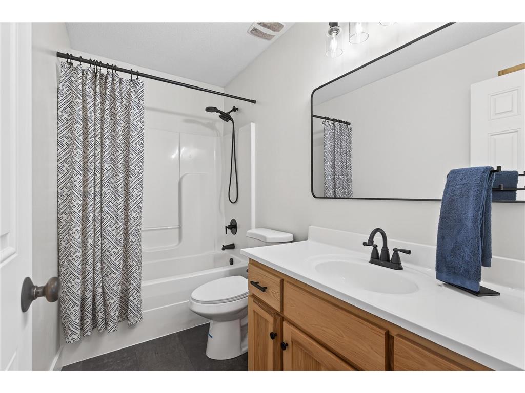 929 Farmers Ridge Trail Belle Plaine MN 56011 7046249 image15