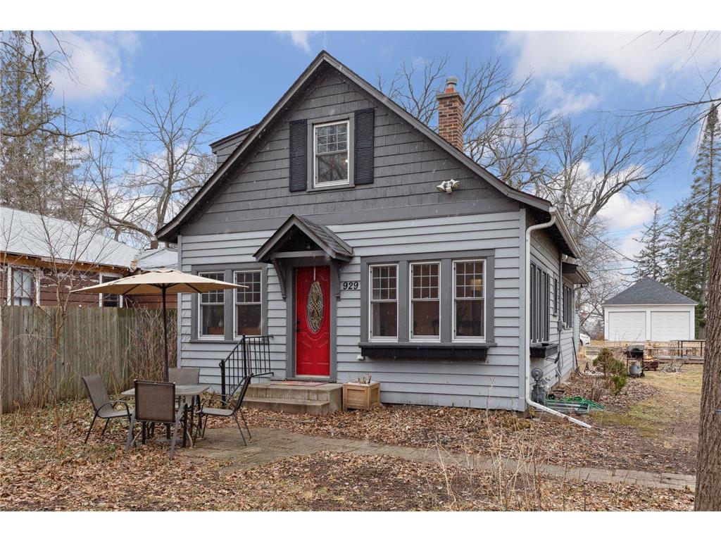 929 Mahtomedi Avenue Mahtomedi MN 55115 6462262 image1