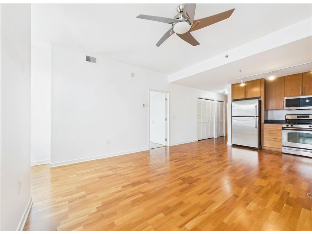 929 Portland Avenue #1304 Minneapolis MN 55404 7058799 image3